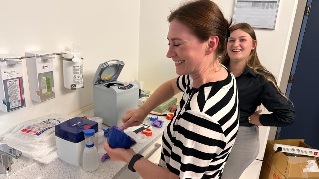 Schulung Vareler Dentaltechnik Schulung Vareler Dentaltechnik